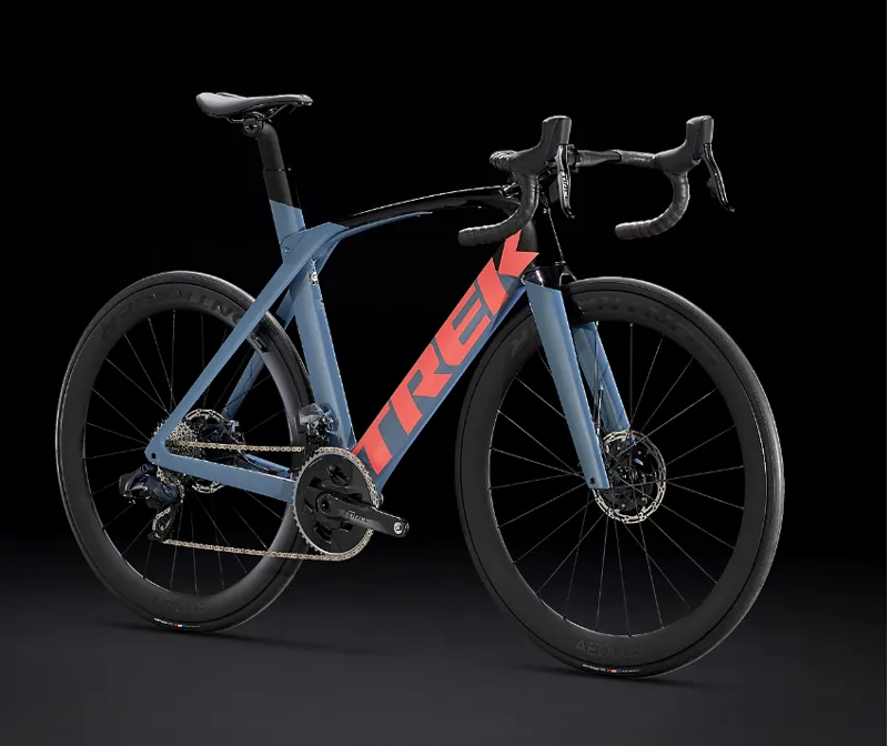 Trek Madone SL 7 Etap Road Bike 2023 in Battleship Blue-7